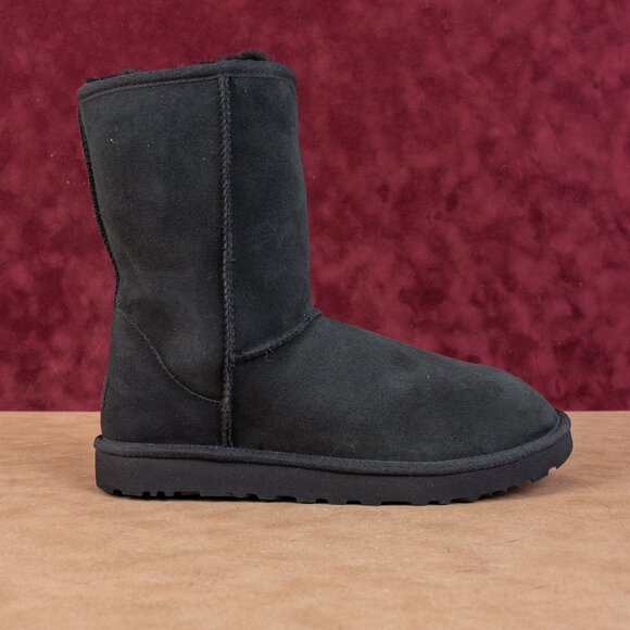UGG Women Classic Short II Black Suede Shearling Lined Winter Boots sz 10 - Picture 4 of 8